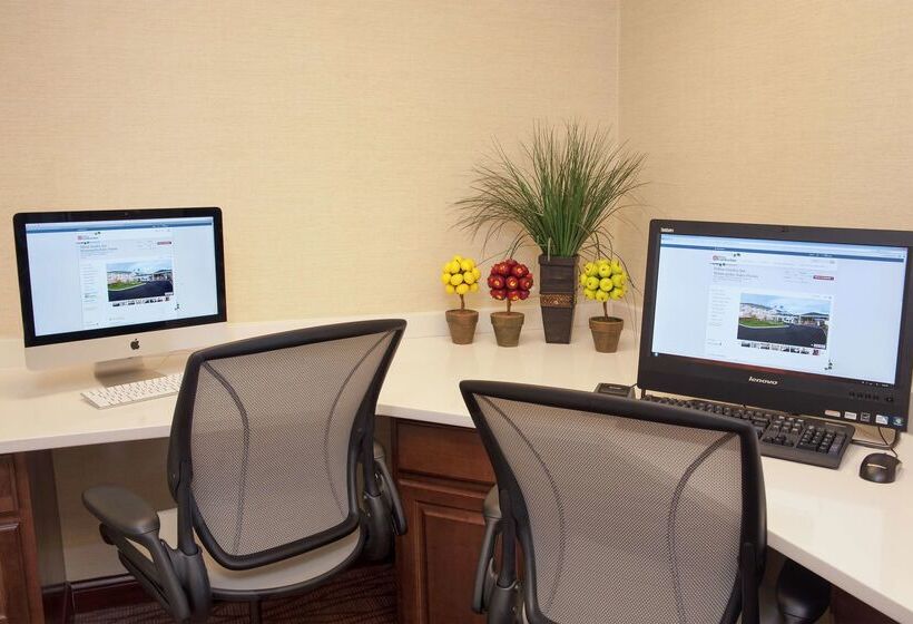 فندق Hilton Garden Inn St. Paul/oakdale