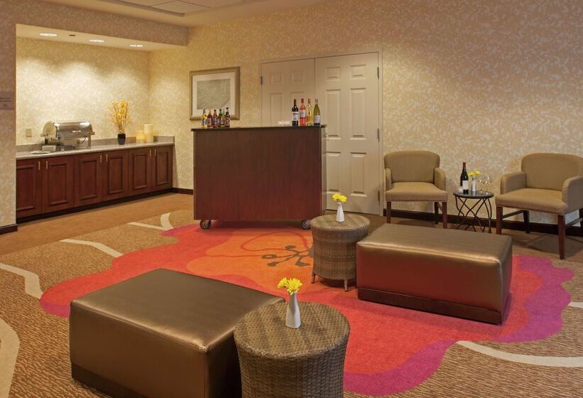 فندق Hilton Garden Inn St. Paul/oakdale