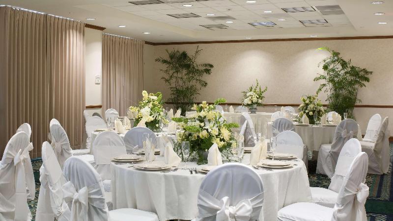 בית מלון כפרי Hilton Garden Inn Tampa East/brandon