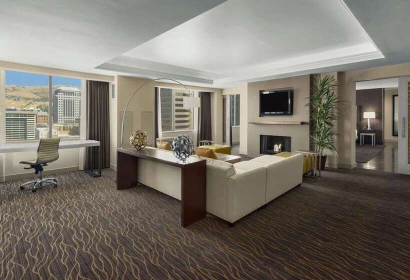 ホテル Hilton Salt Lake City Center