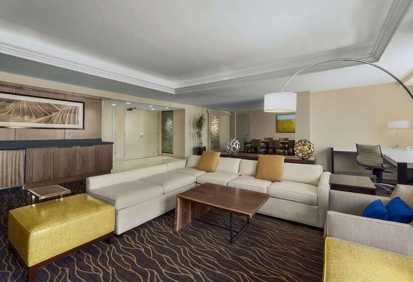 ホテル Hilton Salt Lake City Center