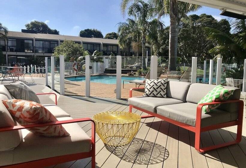 هتل Holiday Inn Auckland Airport, An Ihg