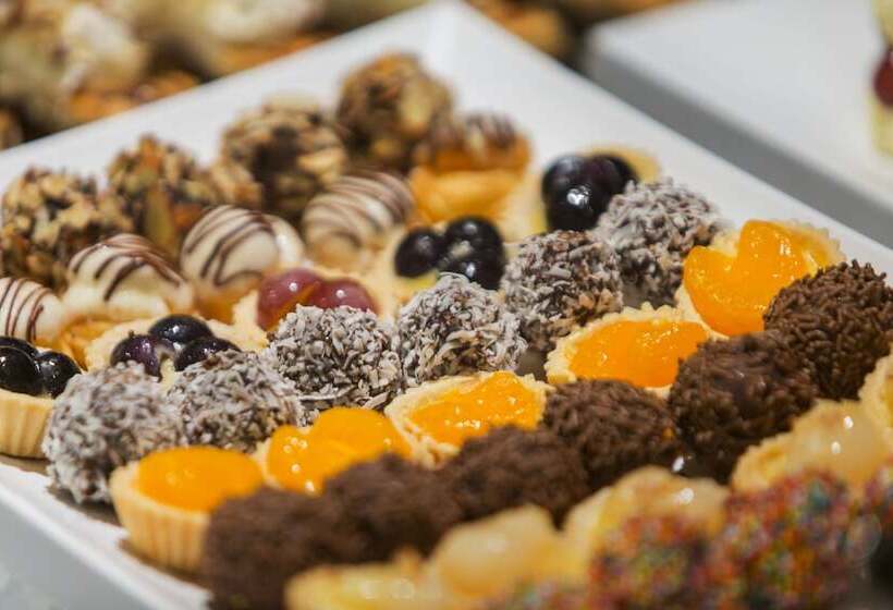 هتل Holiday Inn Auckland Airport, An Ihg