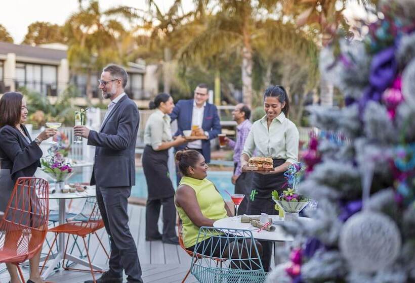 هتل Holiday Inn Auckland Airport, An Ihg