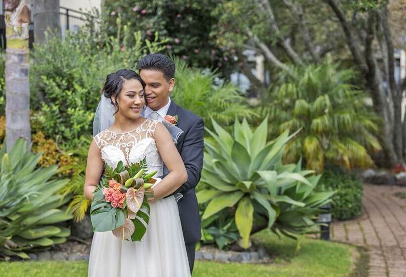 هتل Holiday Inn Auckland Airport, An Ihg