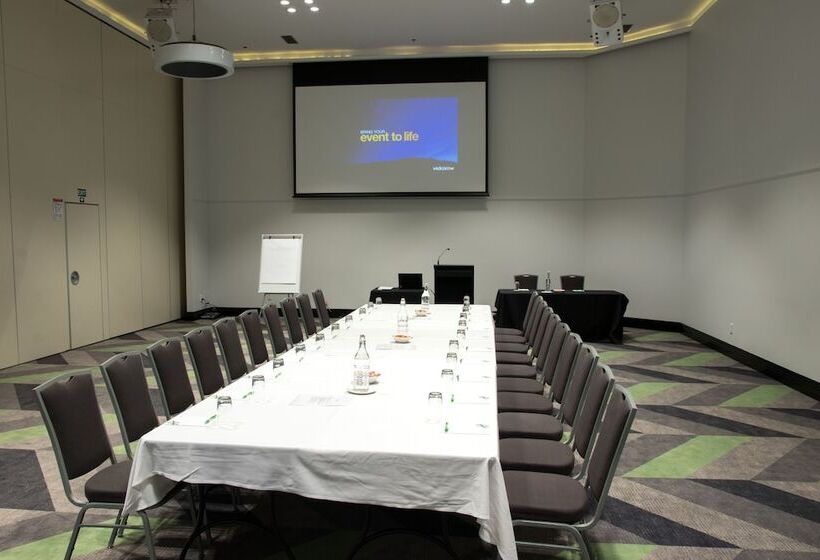 هتل Holiday Inn Auckland Airport, An Ihg