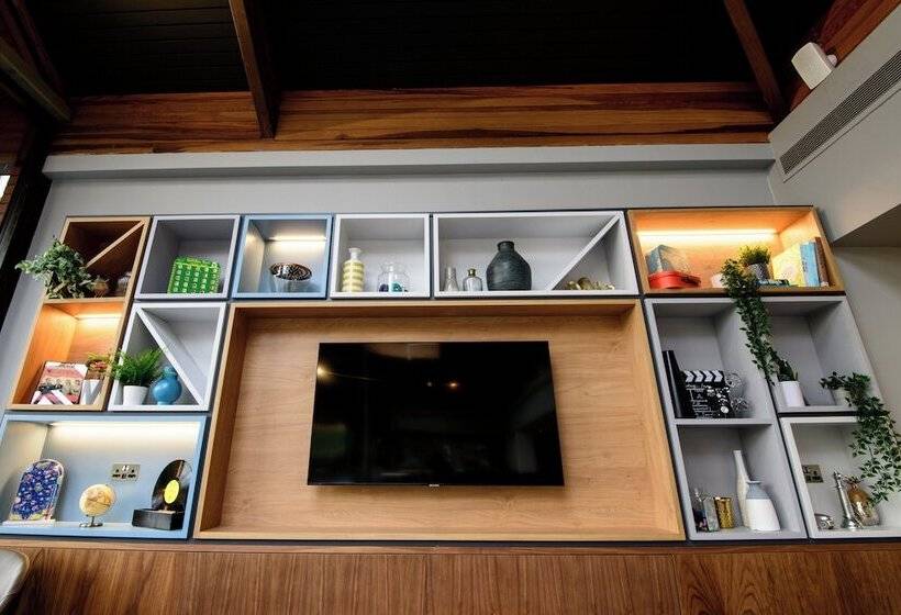 ホテル Holiday Inn Bolton Centre, An Ihg