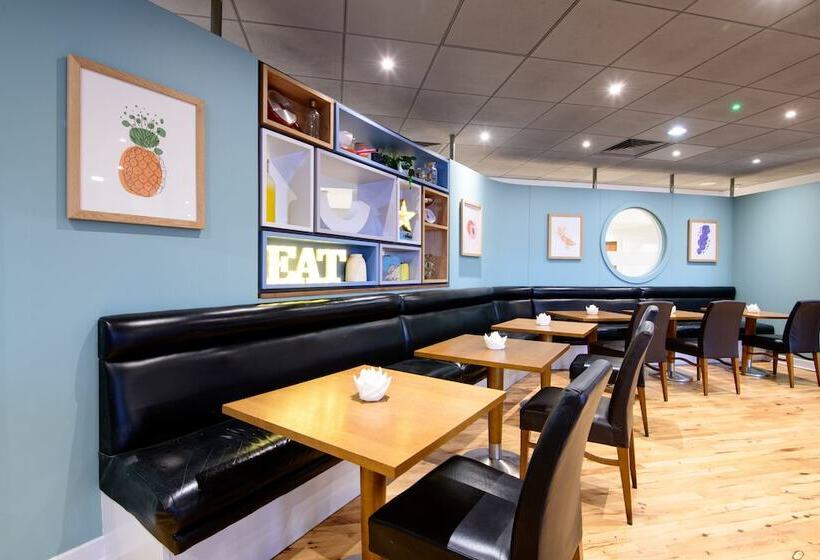 ホテル Holiday Inn Bolton Centre, An Ihg