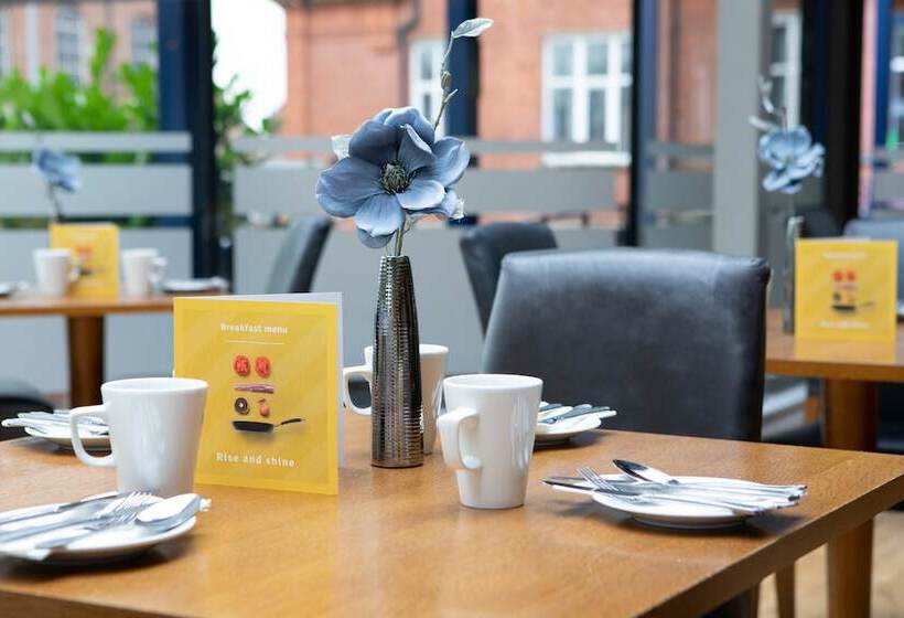 ホテル Holiday Inn Bolton Centre, An Ihg