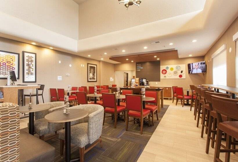 酒店 Holiday Inn Express & Suites