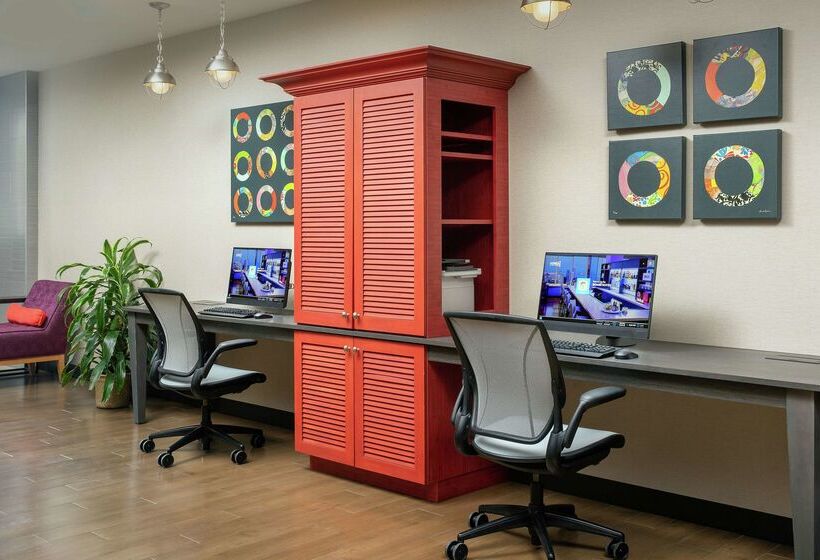 בית מלון כפרי Home2 Suites By Hilton Lake City