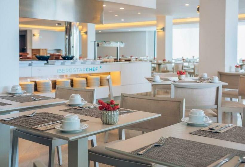 Отель Iberostar Waves Cala Millor - Adults Only