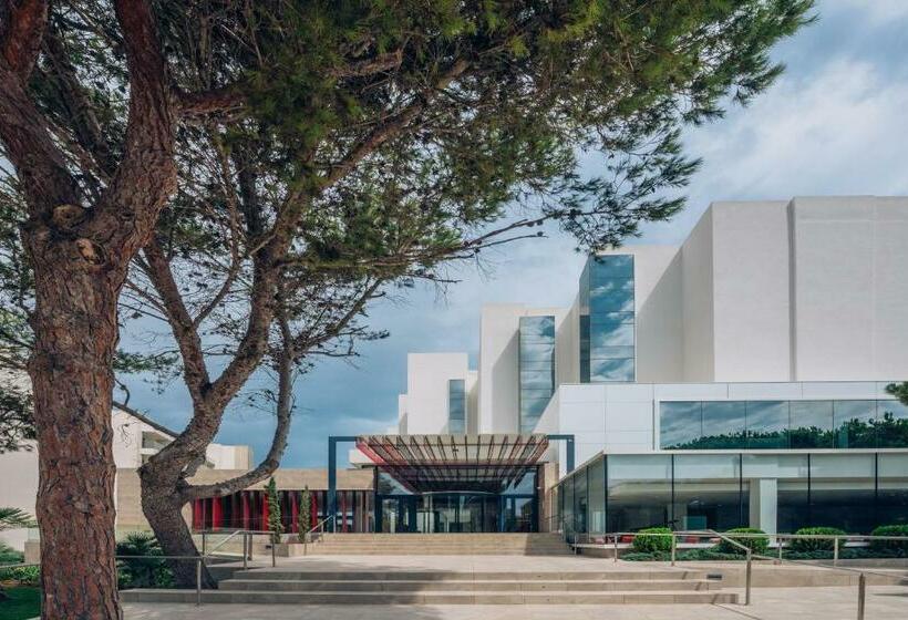 Отель Iberostar Waves Cala Millor - Adults Only