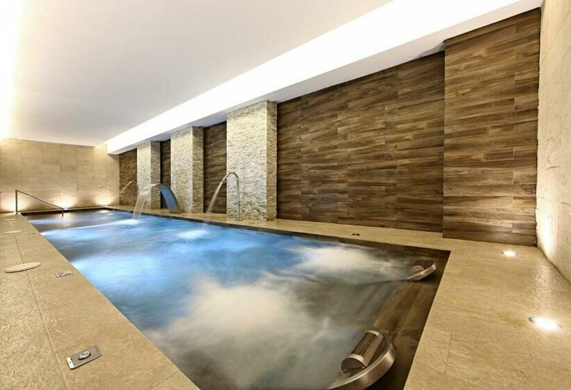 Отель Iberostar Waves Cala Millor - Adults Only