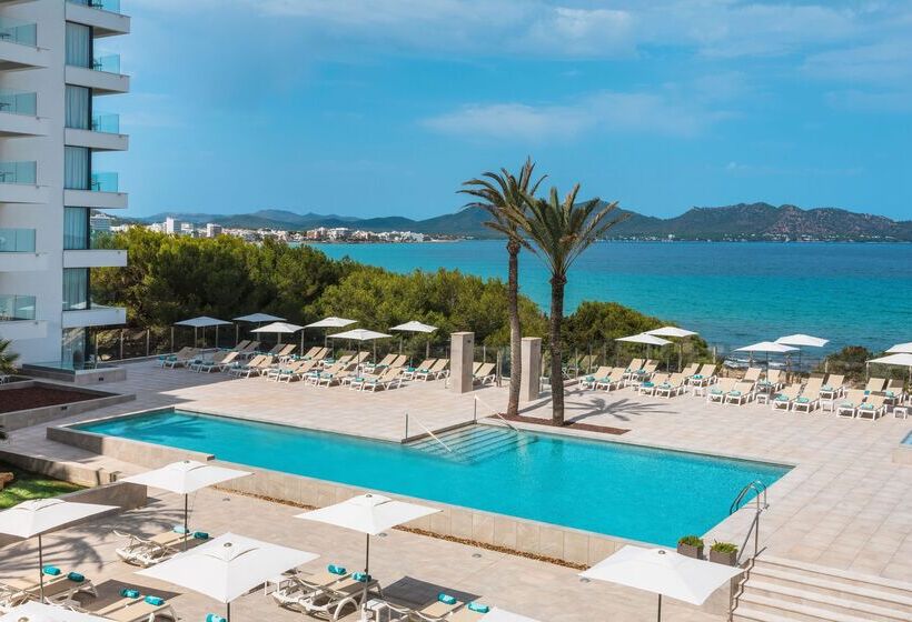 Отель Iberostar Waves Cala Millor - Adults Only