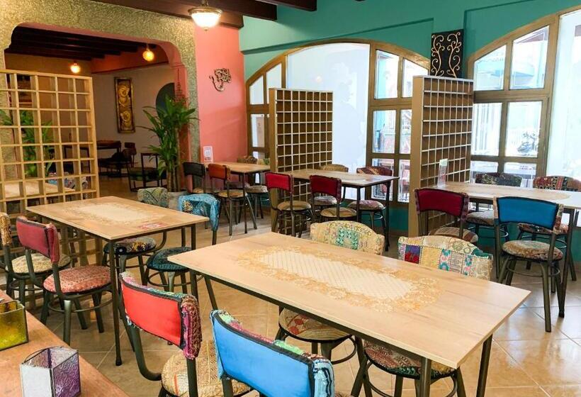 Indian Palace Hotel Boutique