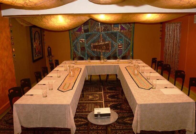 Indian Palace Hotel Boutique