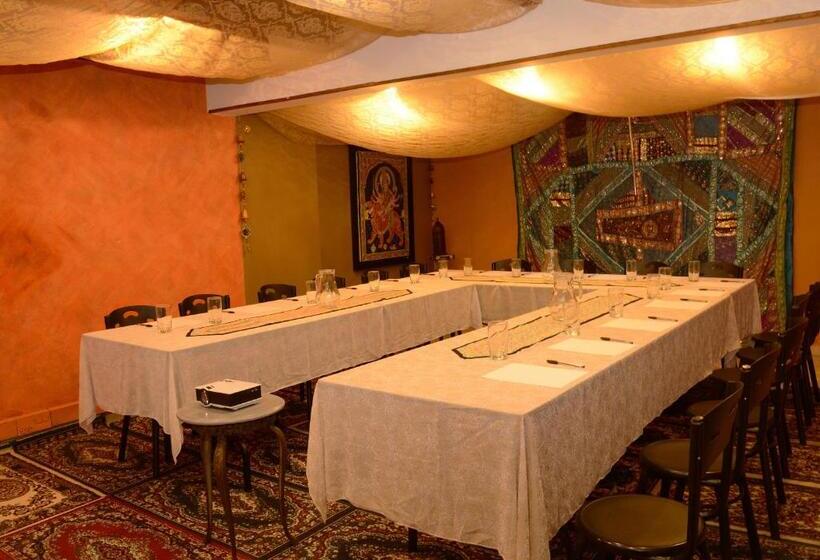 Indian Palace Hotel Boutique