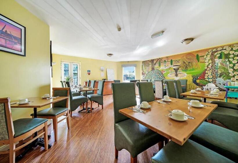 בית מלון כפרי Iona Inn