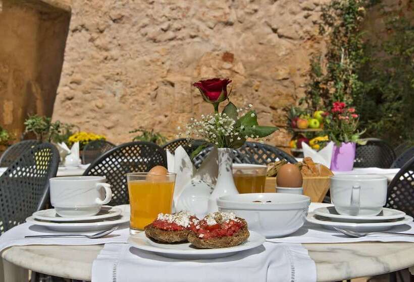 فندق Ionas Boutique