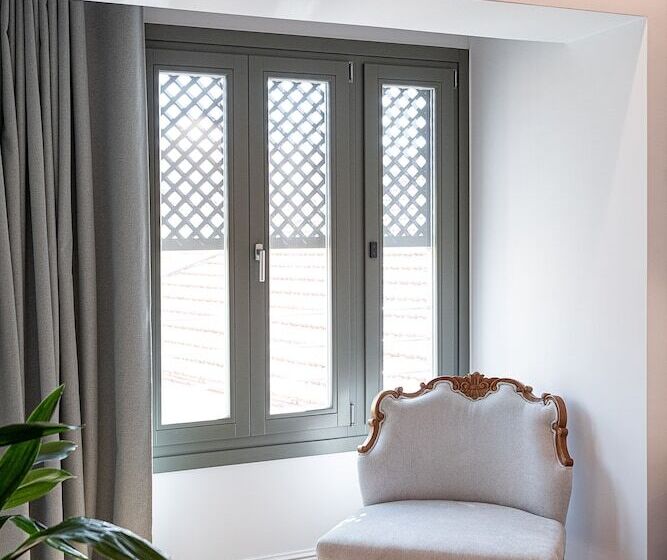 فندق Ionas Boutique