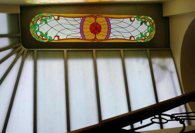 فندق Ionas Boutique