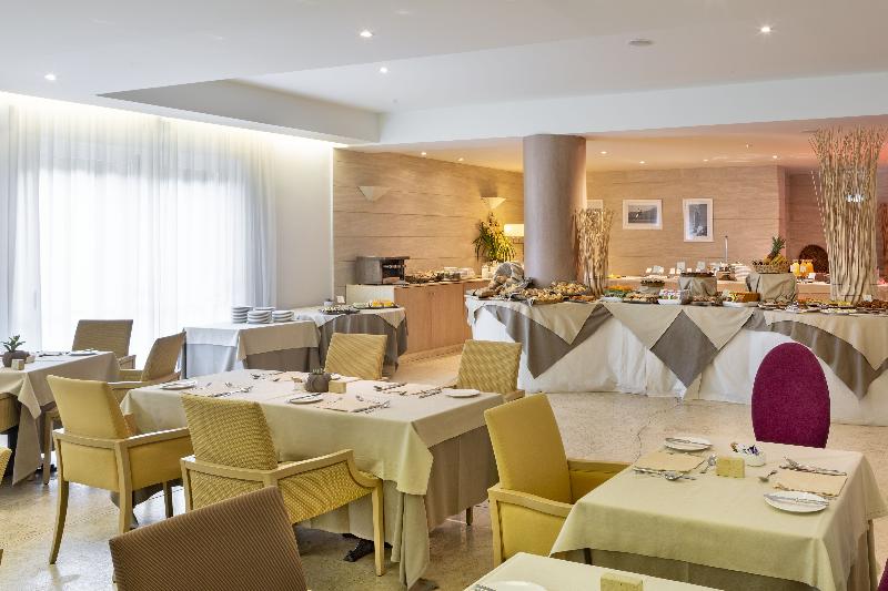 בית מלון כפרי Is Arenas Resort