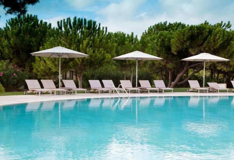 בית מלון כפרי Is Arenas Resort