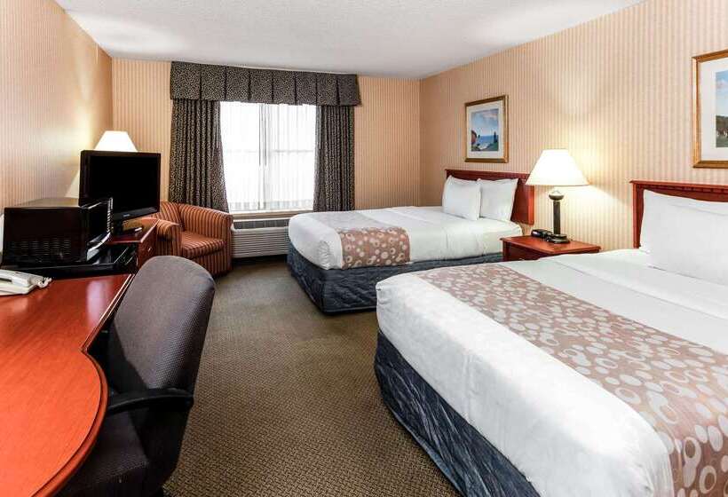 فندق La Quinta By Wyndham Milwaukee Sw New Berlin
