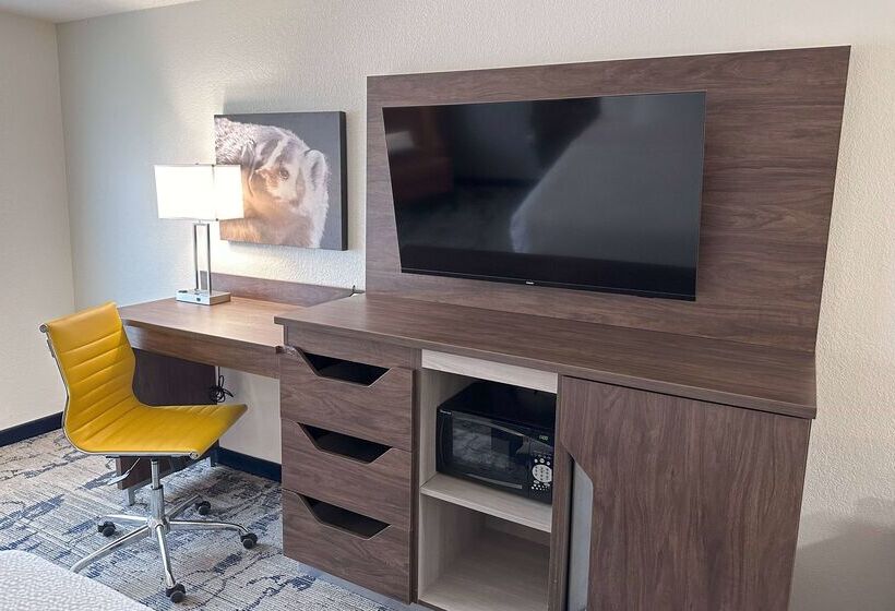 فندق La Quinta By Wyndham Milwaukee Sw New Berlin