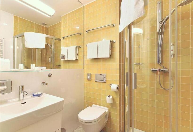 Skaritz Hotel & Residence