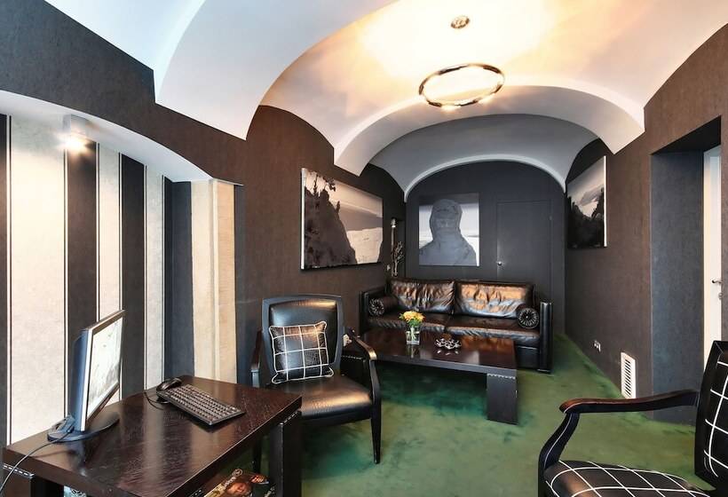 Skaritz Hotel & Residence