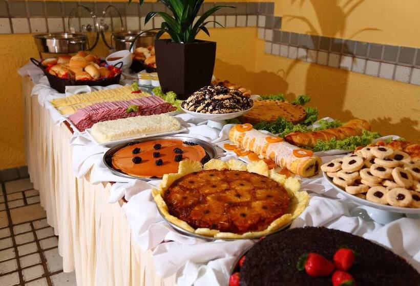 ホテル Marlim Porto