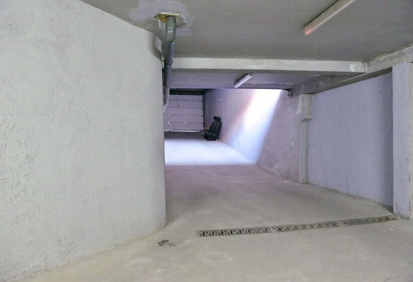 فندق Martin Club