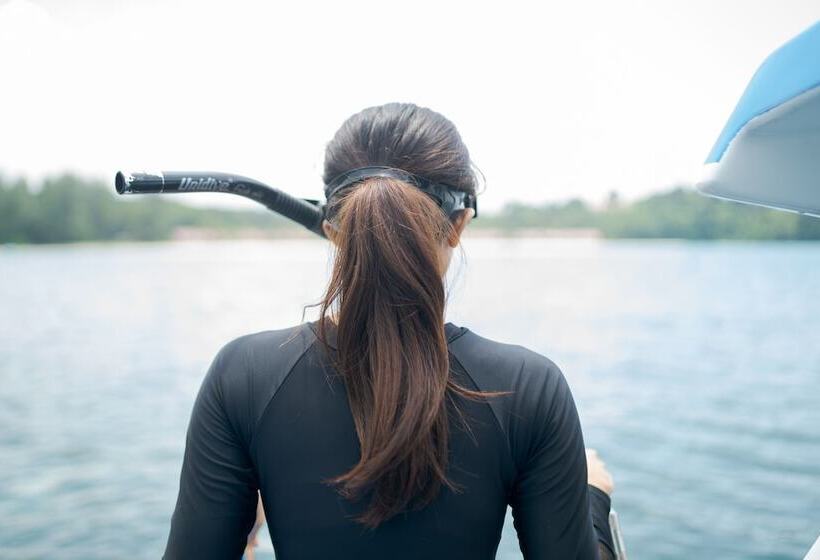 בית מלון כפרי Mayang Sari Beach Resort