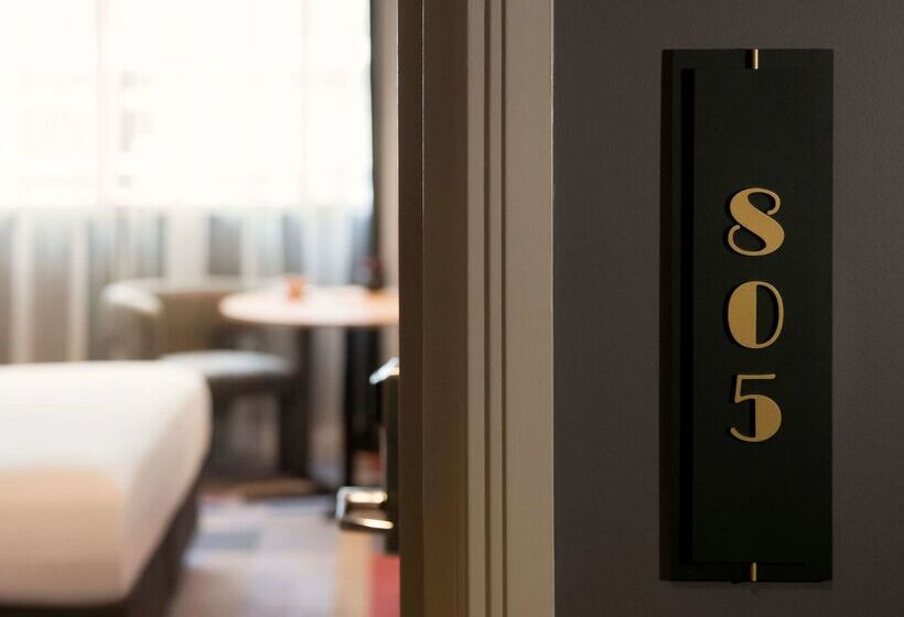 هتل The Sebel Sydney Martin Place