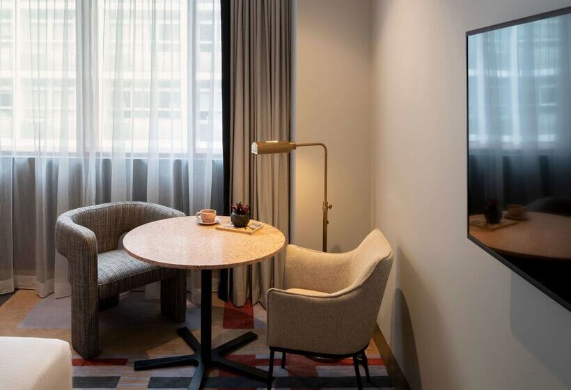 Отель The Sebel Sydney Martin Place