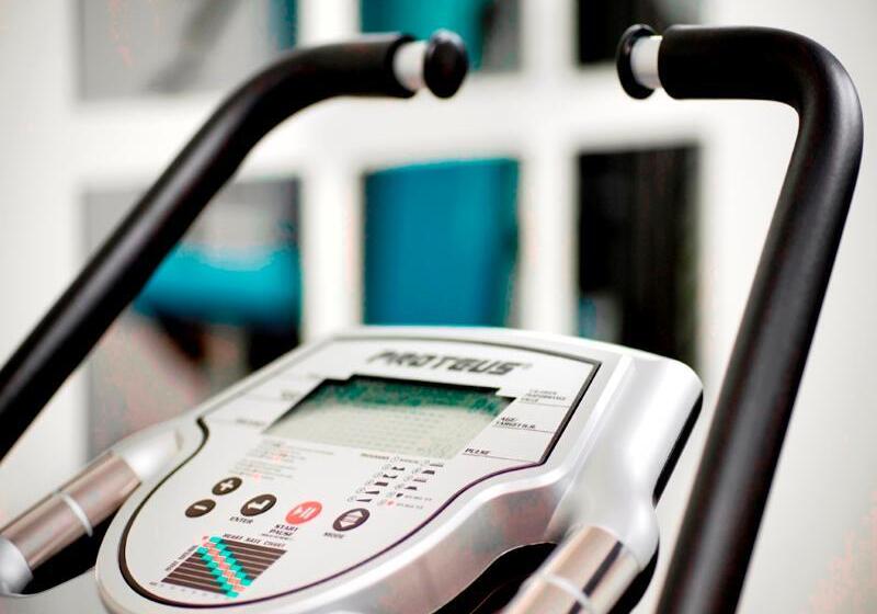 فندق Miller Apartments