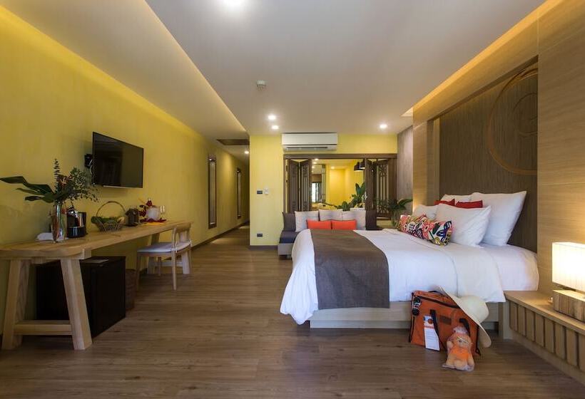 هتل New Star Beach Resort