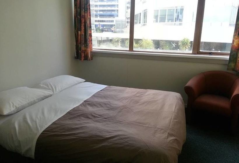 호텔 Fat Camel Backpackers  Auckland