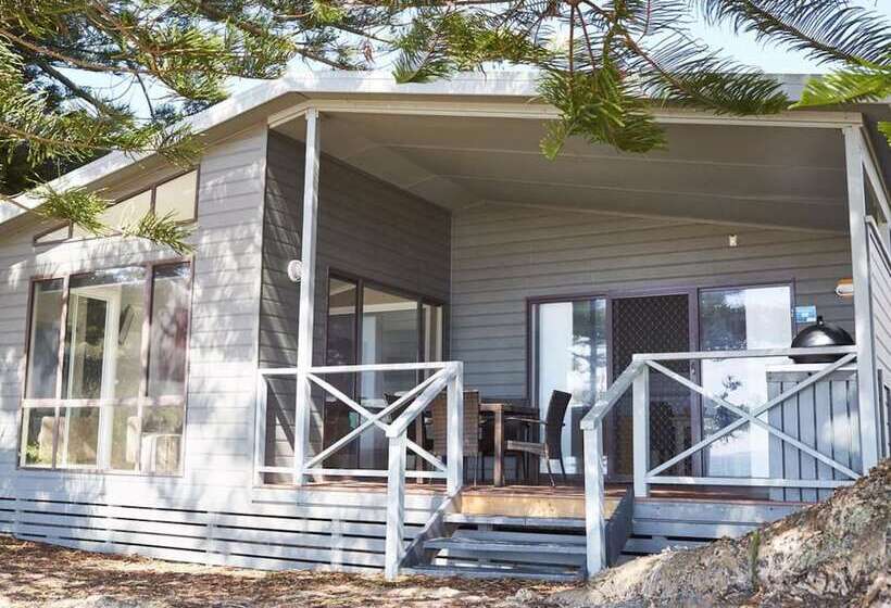 Отель Nrma Murramarang Beachfront Holiday Resort