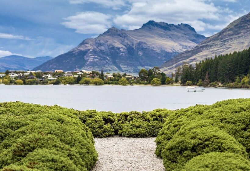 هتل Oaks Queenstown Club Suites
