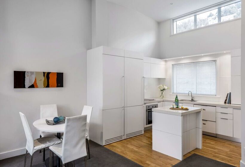 هتل Oaks Queenstown Club Suites