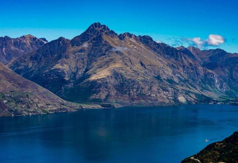 هتل Oaks Queenstown Club Suites