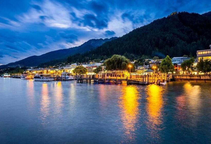 هتل Oaks Queenstown Club Suites
