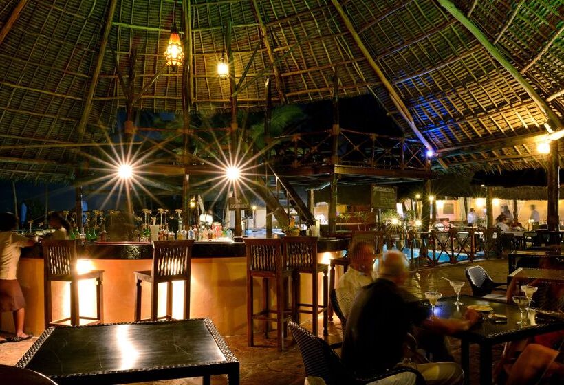 Отель Ocean Paradise Resort & Spa Zanzibar