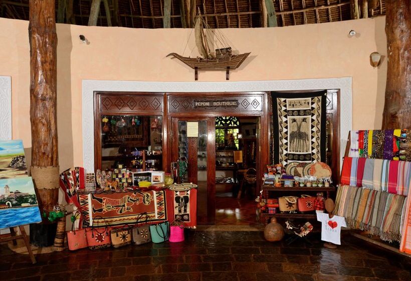 Отель Ocean Paradise Resort & Spa Zanzibar