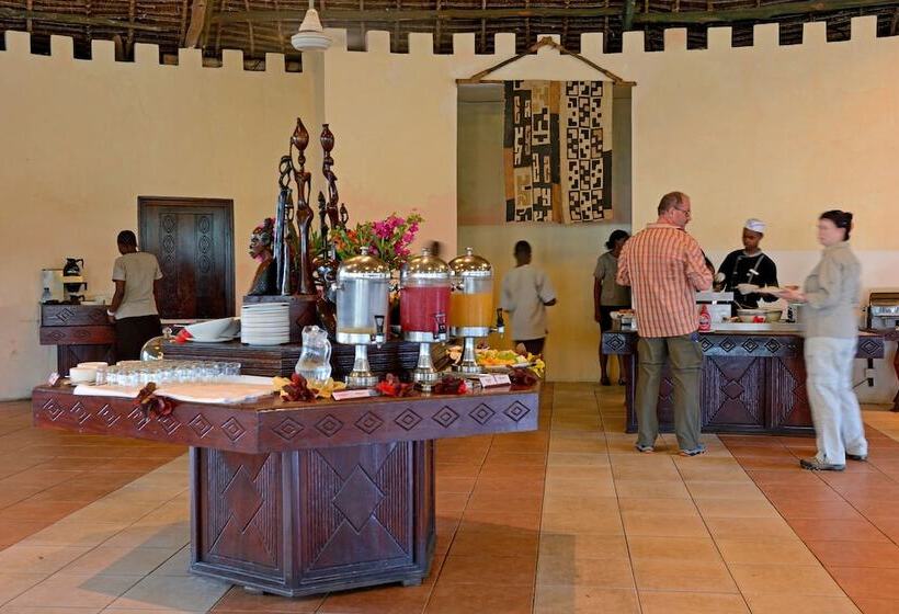 Отель Ocean Paradise Resort & Spa Zanzibar