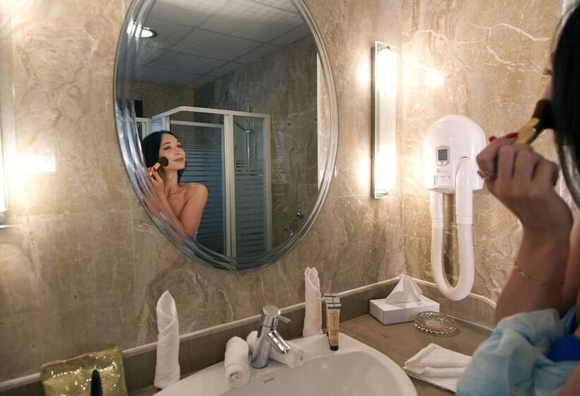 Oriental Rivoli Hotel & Spa