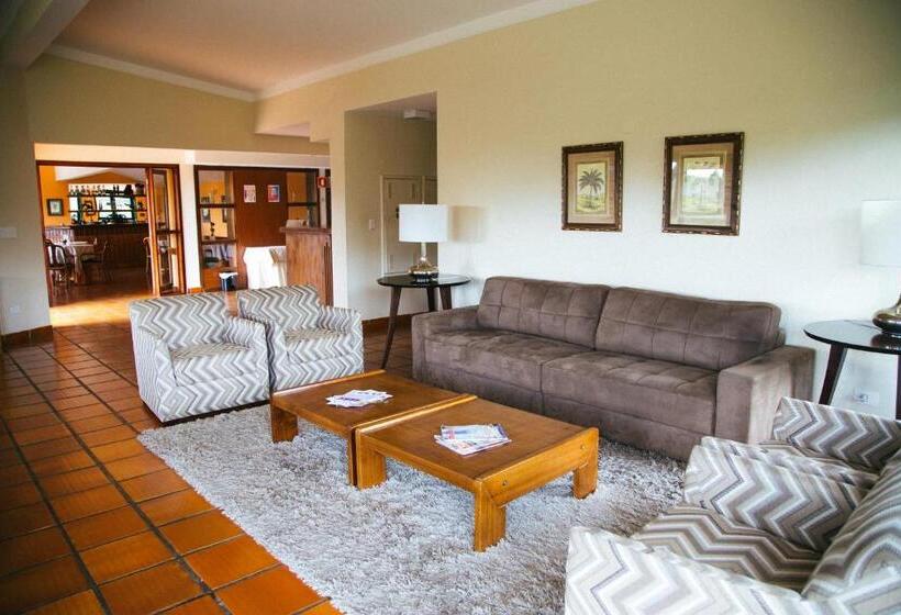 فندق Plaza Inn Week Inn